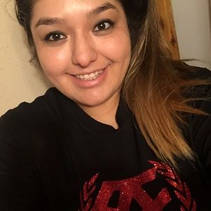 Meet your Posher, Marissa